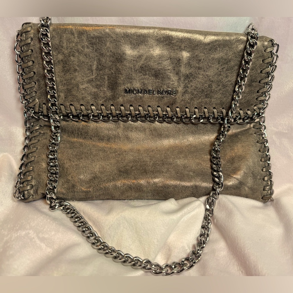 Michael Kors Chelsea Chain Shoulder Bag Nickel Leather- Excellent Condition - Picture 2 of 10